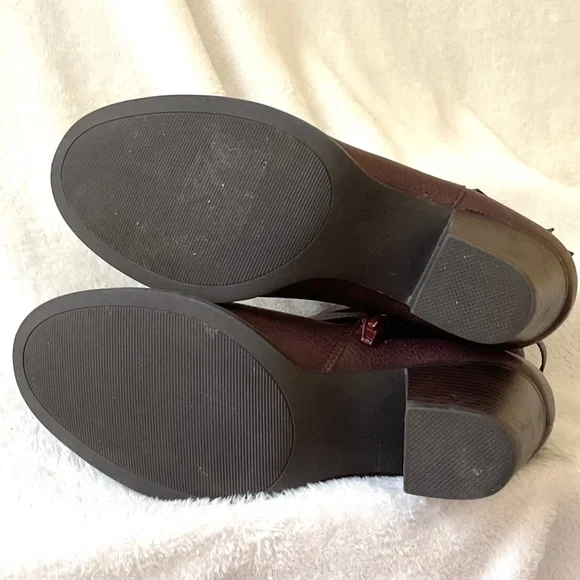 JUSTFAB Katja Four Buckle Side Zip Faux Leather Block Heel Moto Boots Size 7.5 - Picture 12 of 13